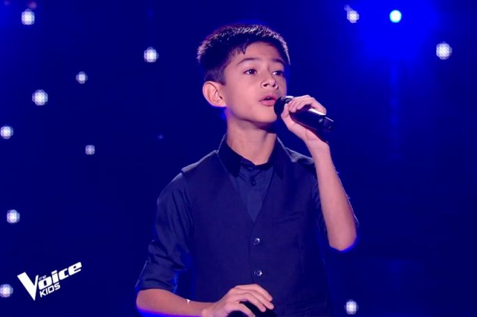 “The Voice Kids” : Ilan chante « Les feux d’artifice » de Calogero (vidéo)