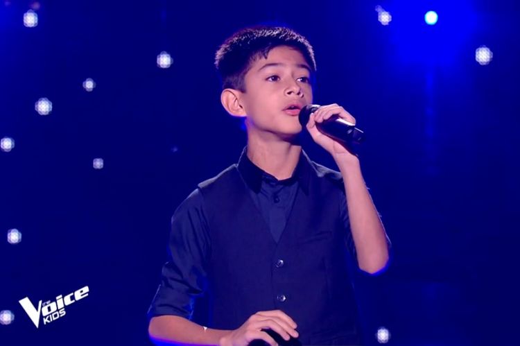 “The Voice Kids” : Ilan chante « Les feux d’artifice » de Calogero (vidéo)