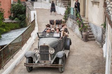 "The Durrells : une famille anglaise à Corfou" la saison 1 diffusée sur ARTE jeudi 27 juin 2024