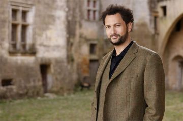 &quot;Les traîtres&quot; : M6 dévoile les premières images de la 3ème saison à suivre à partir du 15 août 2024 (vidéo)