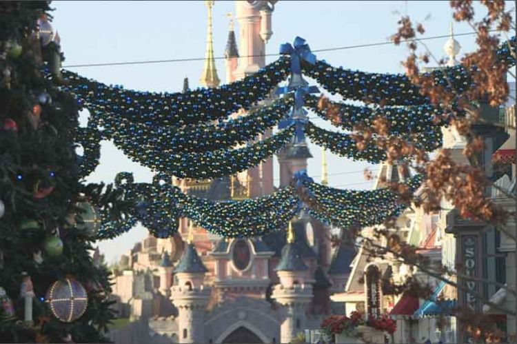Noël à Disneyland : les secrets de la féérie dans “Zone Interdite” dimanche soir sur M6 (vidéo)