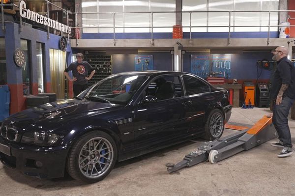 "Wheeler Dealers France" : restauration d'une Aston Martin DBS Vantage lundi 22 septembre 2025 sur RMC Découverte