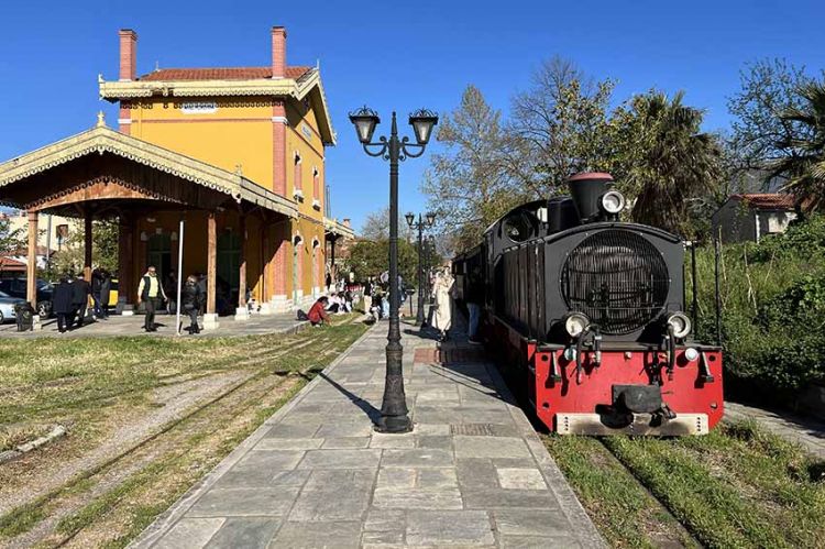 “Des trains pas comme les autres” en Grèce, jeudi 4 août sur France 5 avec Philippe Gougler (vidéo)