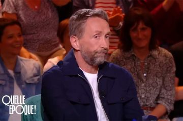 "Le Phil'Pol" de Philippe Caverivière du 27 mai 2023 dans "Quelle époque !" sur France 2 (vidéo)