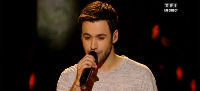 Vidéo Replay “The Voice” : Anthony Touma interprète « Les mots bleus » de Christophe