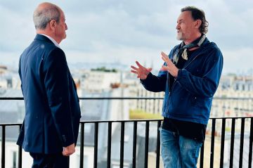 &quot;Beau Geste&quot; dimanche 8 octobre 2023 sur France 2 : les rencontres de Pierre Lescure cette semaine