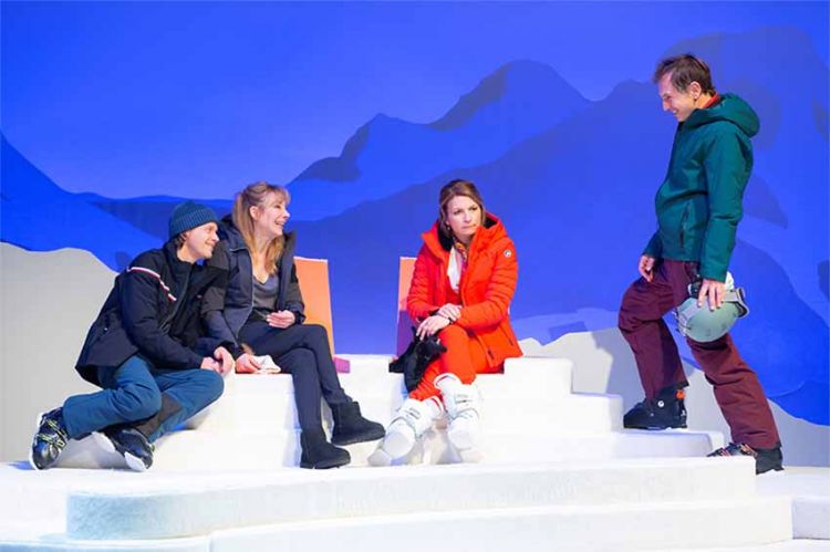 Théâtre : “Snow Thérapie” avec Julie Depardieu et Alex Lutz à voir lundi 30 mai sur France 3