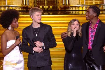 Replay &quot;Star Academy&quot; : Les demi-finalistes chantent &quot;Le sens de la vie&quot; de Tal (vidéo)