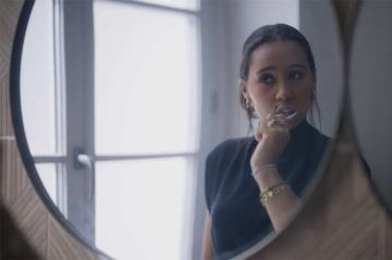 "Des dents blanches au rire jaune" sur France 5 mardi 24 mars 2026