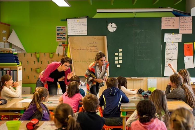 « Au bonheur d'être prof », doc inédit dans “Le monde en face”, mardi 28 janvier sur France 5