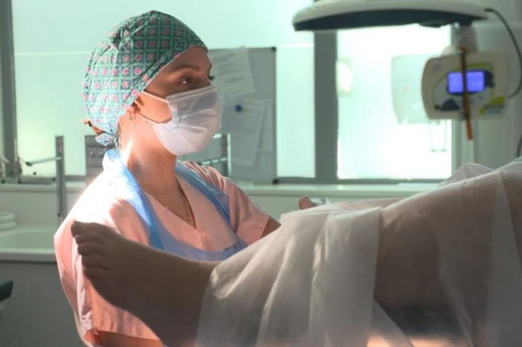 “Sages-femmes, la vie entre leurs mains” : le 5ème épisode diffusé vendredi 4 novembre 2022 sur TFX