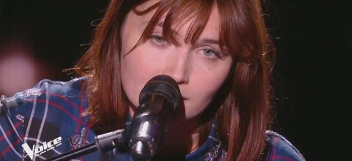 Replay “The Voice” : Chloé chante « Caravane » de Raphaël (vidéo)