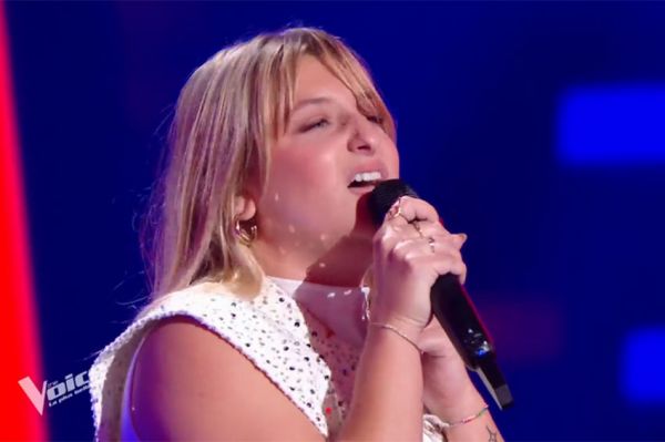 Replay "The Voice" Léa chante "Le Mojo" de M (vidéo)