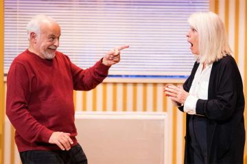 &quot;Le Duplex&quot; : une pièce de théâtre inédite à voir sur France 2 mardi 18 juin 2024