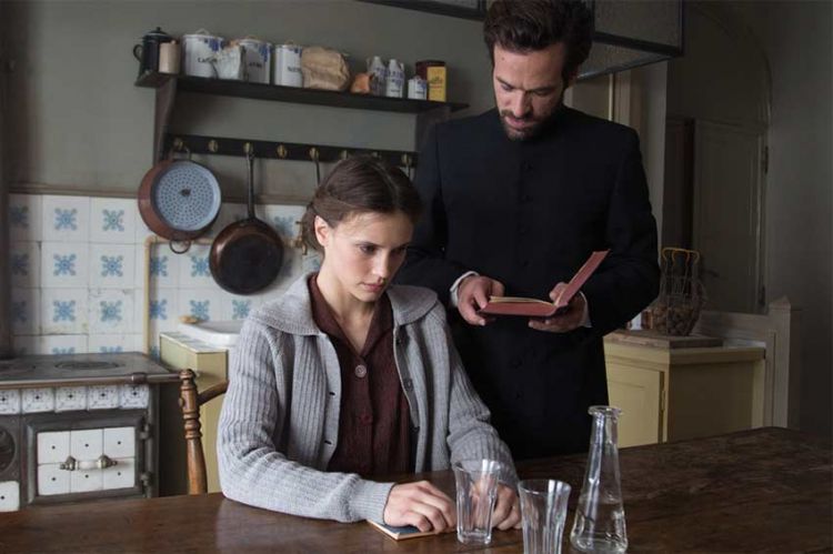 "La confession" avec Romain Duris et Marine Vacth à voir sur ARTE mercredi 3 avril 2024 - Vidéo