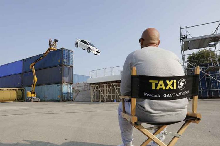 « 20 ans de saga Taxi : le film qui fait exploser tous les compteurs », jeudi 11 février sur TMC