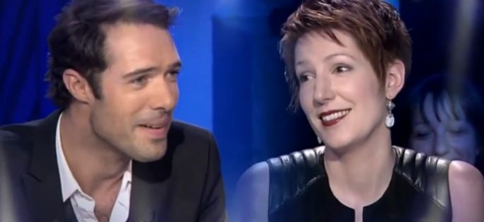 Regardez Nicolas Bedos qui drague Natacha Polony dans “On n'est pas couché” (replay vidéo)