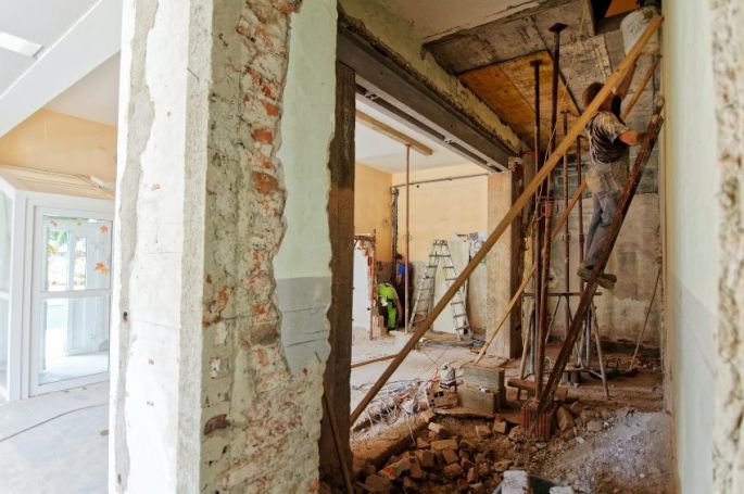 &quot;Total réno France : Déco sur mesure&quot; à Marseille et Wattrelos jeudi 9 février 2023 sur RMC Story