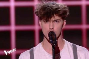 Replay “The Voice” : Alex chante « Yeux disent » de lompal (vidéo)