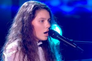 Replay “The Voice Kids” : Chiara chante « Wasting my young years » de London Grammar (vidéo)
