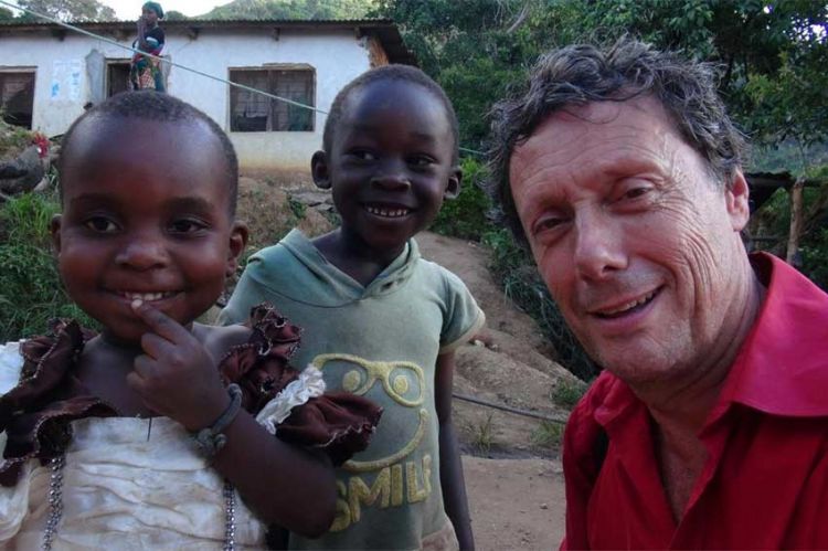 &quot;J&#039;irai dormir chez vous&quot; en Tanzanie &amp; aux Pays-Bas mercredi 19 juillet 2023 sur France 5 - Vidéo
