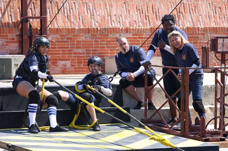 “Fort Boyard” : Philippe Caverivière &amp; et Vaimalama Chaves au tir à la corde, samedi 20 août sur France 2 (vidéo)