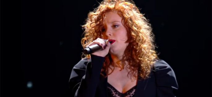 Replay “Nouvelle Star” : Emji interprète « Show Must Go On » de Queen (vidéo)