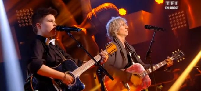 “The Voice” regardez Loïs &amp; Louis Bertignac qui interprètent « Angie » (vidéo replay)