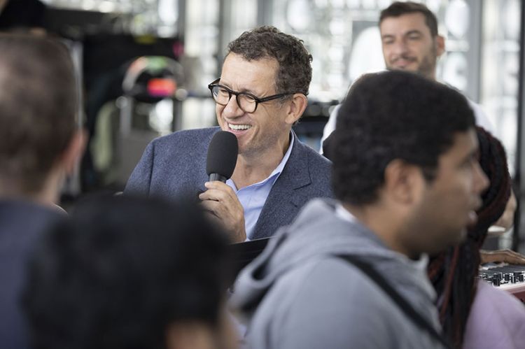 Dany Boon dans &quot;Les rencontres du Papotin&quot; samedi 4 novembre 2023 sur France 2