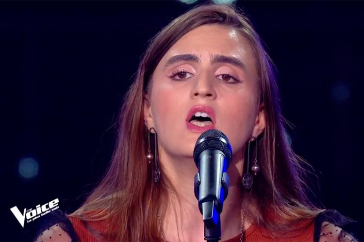 Replay “The Voice” : Anaïd. B chante « Je suis une tombe » de Vincent Baguian (vidéo)