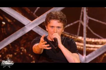 Replay "Star Academy" : L'autoportrait de Bastiaan (vidéo)