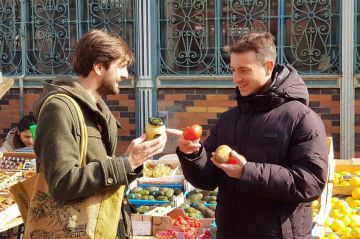 &quot;Sur le front&quot; : Qui se fait du blé avec nos aliments ? Lundi 24 avril sur France 5 - Vidéo