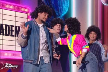 Replay "Star Academy" : Les élèves et les profs chantent "Est-ce que tu viens pour les vacances ?" (vidéo)