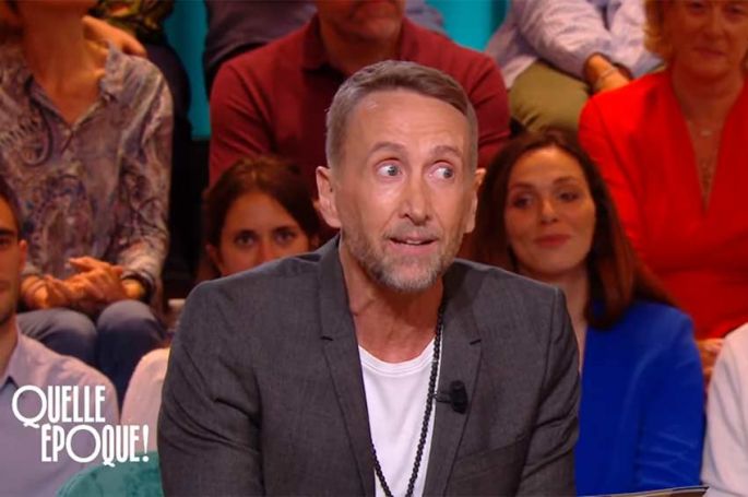 Replay &quot;Le Phil&#039;Actu&quot; de Philippe Caverivière du 4 mai 2024 dans Quelle époque ! sur France 2 (vidéo)