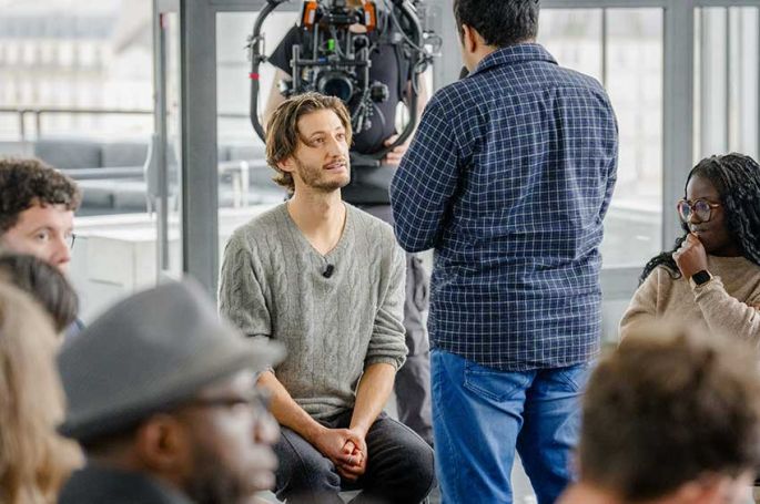 Pierre Niney sera le prochain invité des "Rencontres du Papotin" le 22 novembre 2025 sur France 2