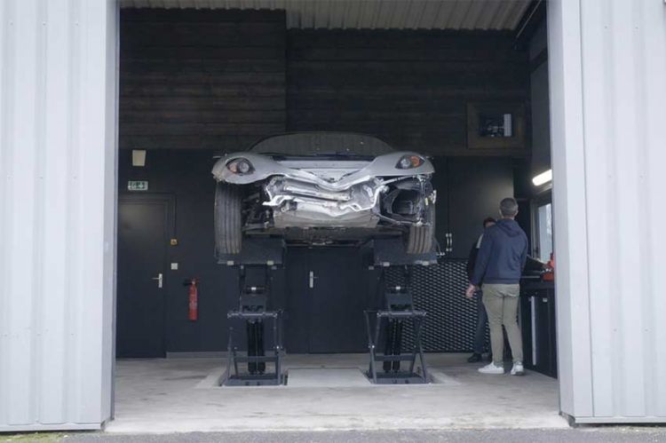 &quot;Trésors de casse&quot; : Ferrari 16M / Corvette C1 lundi 10 février 2025 sur RMC Découverte (vidéo)
