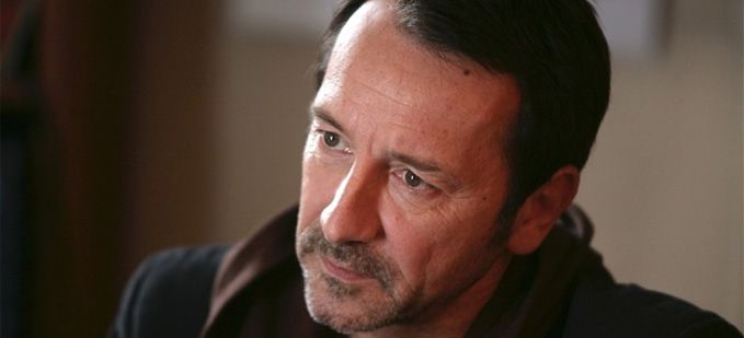 Jean-Hugues Anglade en tournage dans “Le passager” une nouvelle série pour France 2