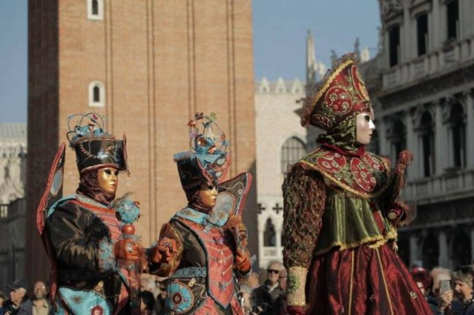 “Grands Reportages” : « De Venise à Rio et Dunkerque, l&#039;univers fou du Carnaval », samedi 19 février sur TF1 (vidéo)