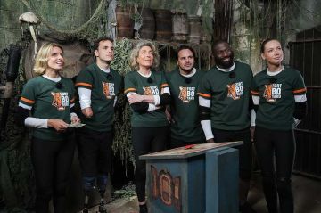 &quot;Fort Boyard&quot; jeudi 17 août 2023 : voici l&#039;équipe reçue par Olivier Minne sur France 2 - Vidéo