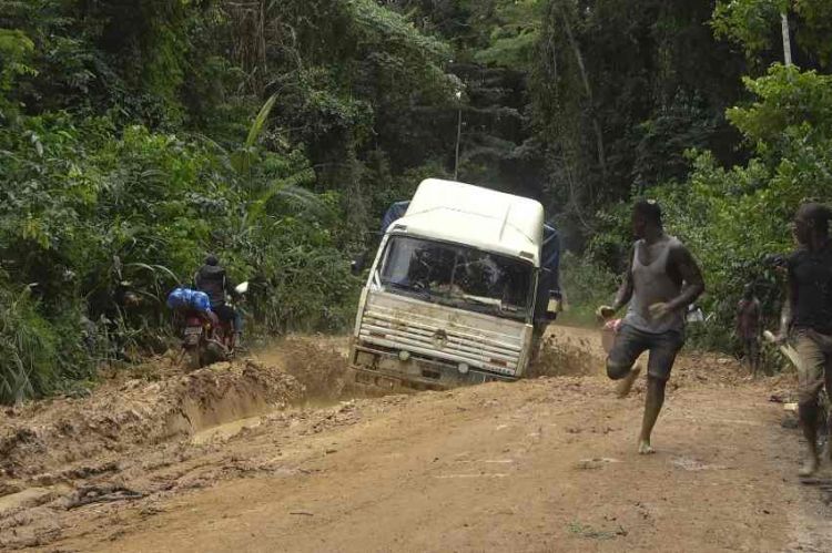 “Les routes de l'impossible” : « Guinée Conakry : la vie sur un fil » vendredi 2 septembre sur France 5 (vidéo)