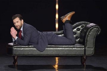 &quot;Pablo Mira dit des choses contre de l’argent&quot; à revoir sur TMC mercredi 26 mars 2025 (vidéo)