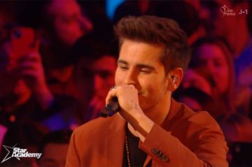 Replay &quot;Star Academy&quot; : Julien chante &quot;Longtemps&quot; d&#039;Amir - Vidéo