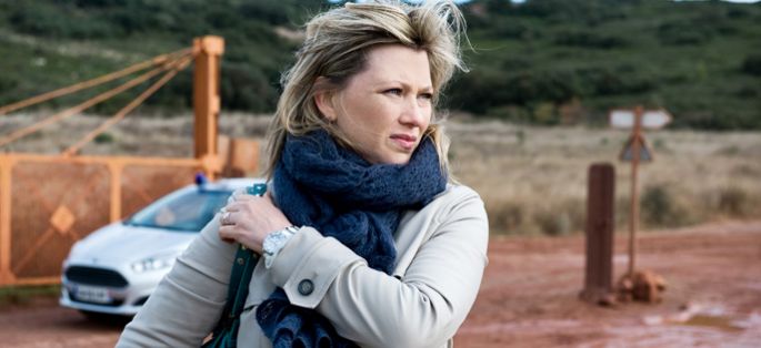 Audience : la série “Candice Renoir” de France 2 bat une nouvelle fois TF1 et “The Best”