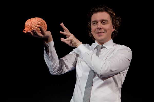 &quot;Alex Vizorek est une dernière fois une oeuvre d&#039;art&quot; à revoir sur France 4 vendredi 17 octobre (vidéo)