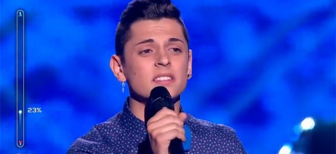 Replay “Rising Star” : Corentin Grevost interprète « Eblouie par la nuit » de Zaz (vidéo)