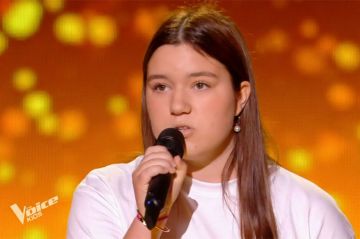 Replay &quot;The Voice Kids&quot; : Emma chante &quot;Writing&#039;s on the Wall&quot; de Sam Smith (vidéo)