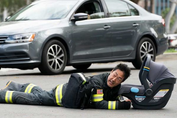 &quot;9-1-1&quot; saison 7 : les épisodes 7 &amp; 8 diffusés sur M6 mardi 17 septembre 2024