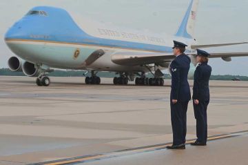 "Air Force One, Maison blanche : la techno des symboles du pouvoir américain" sur RMC Découverte lundi 12 janvier 2026