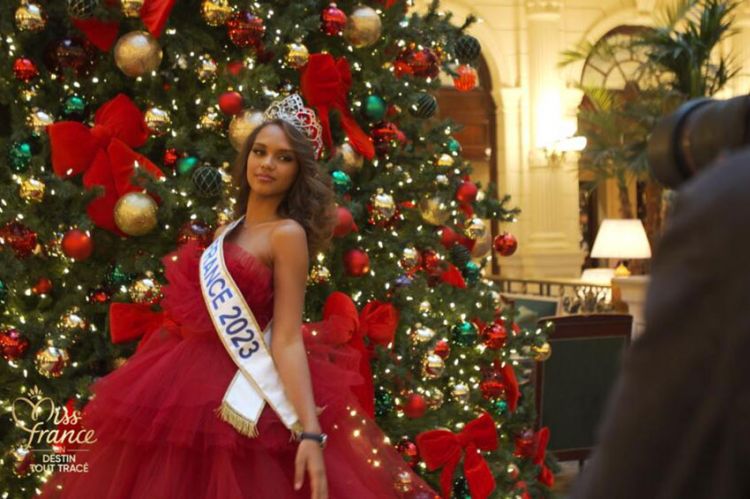 "Miss France 2023, un destin tout tracé" : retour sur l'année d'Indira Ampiot sur TF1 dimanche 17 décembre 2023