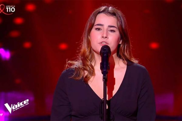 Replay "The Voice" : Lola chante « Imaginer l'amour » de Juliette Armanet (vidéo)